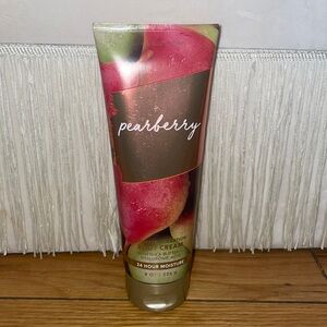 NEW Bath & Body Works PEARBERRY 8 Oz. BODY CREAM